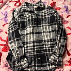 Plaid Button-Up women’s Shirt